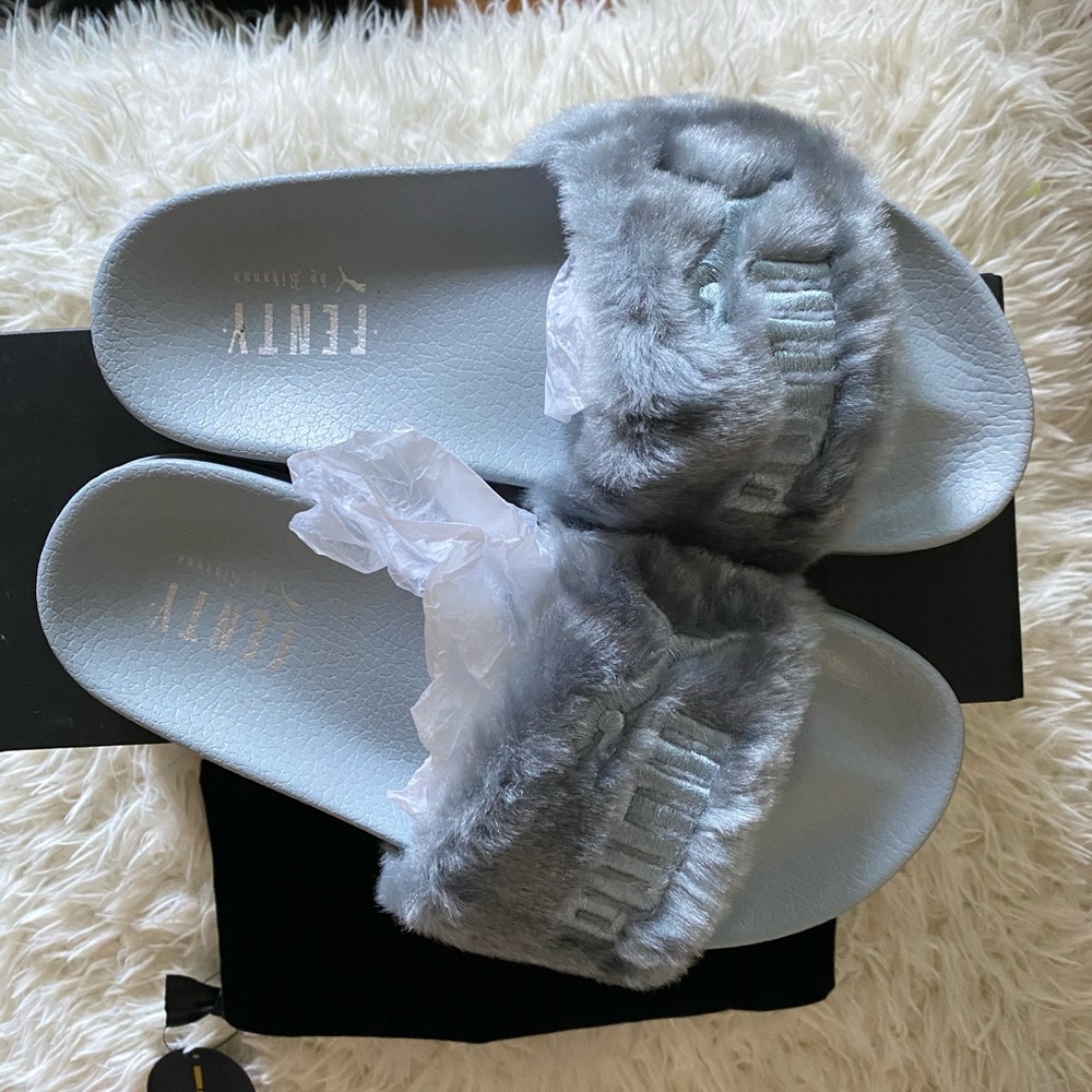 FENTY X Leadcat Slide ‘Grey’
